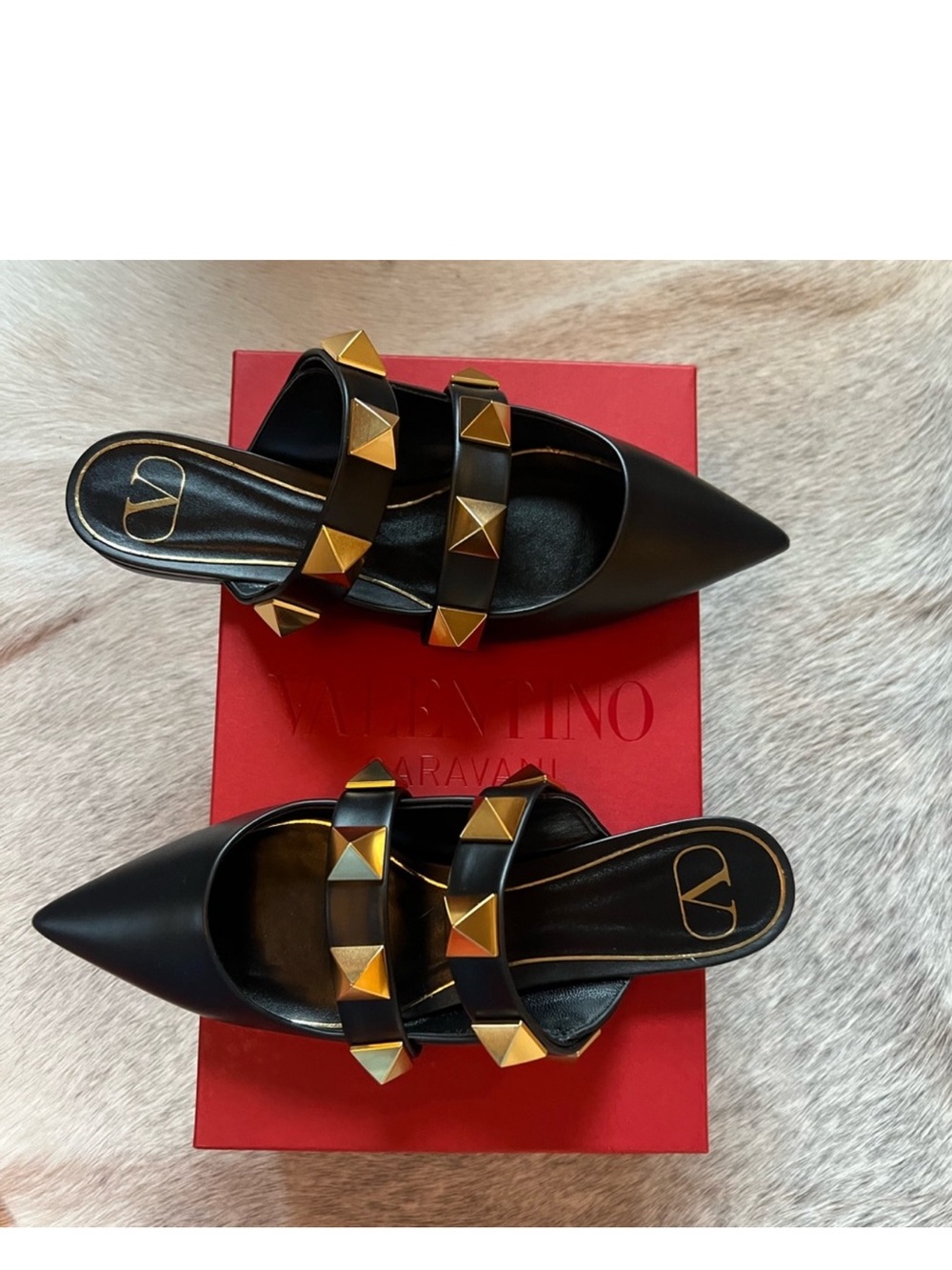 Valentino Garavani Roman Stud Mule Flats – Black Leather Size 38
